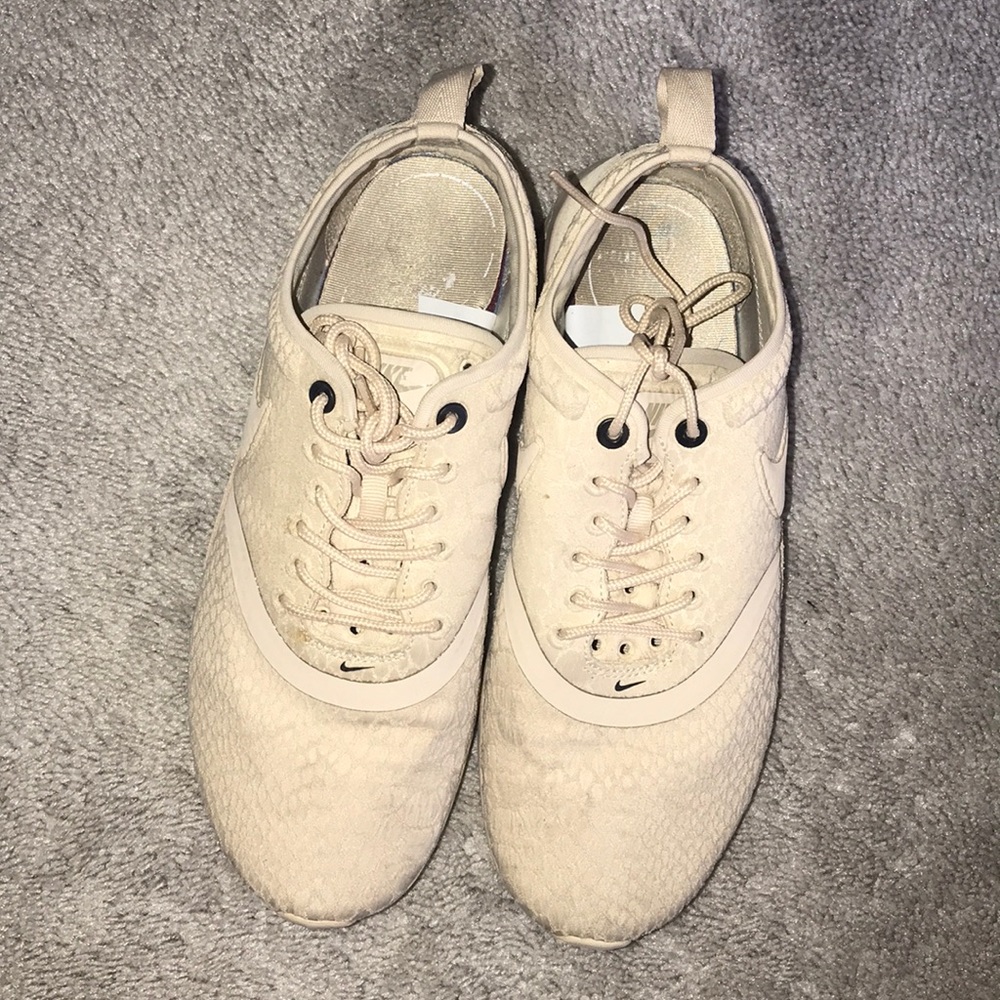 NIKE AIR MAX TAN